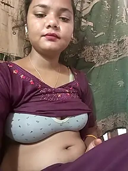 Hot_Shredha
