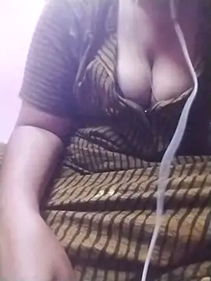 TamilRadhika75