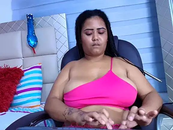 kiiaraa_