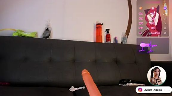 Juliett_Adams_
