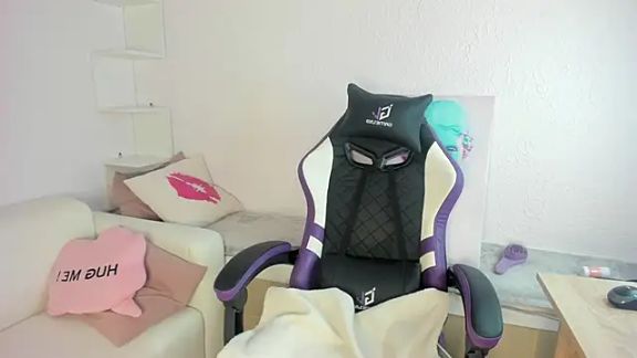 Ella_starrr__