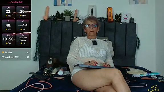 Devora_mature65