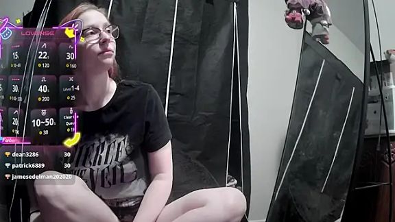 LilyFoxxx