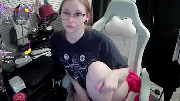 LilyFoxxx