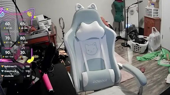 LilyFoxxx