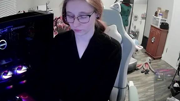 LilyFoxxx