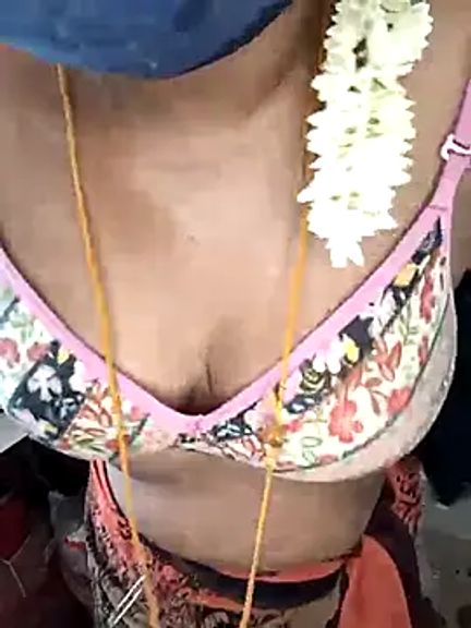 Tamil-hotwife