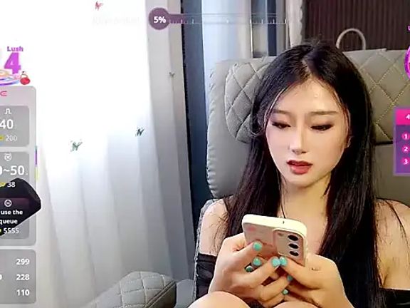 Qiqi-9989