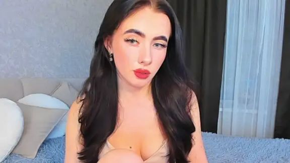 Milla_Moore