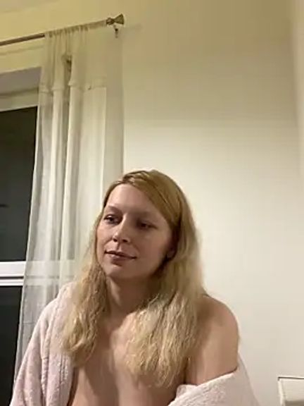 AnyaHellCat