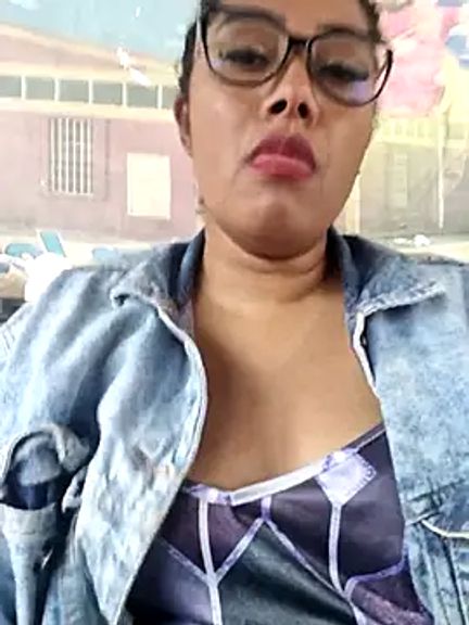 Ebony-Goddess19