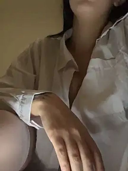 youngsexywoman