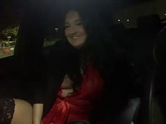 Kinkykylieuk_