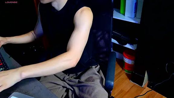 enzo_steel