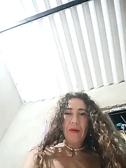 Dirty-Divorced-mother7