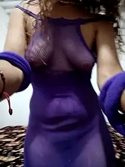 Dirty-Divorced-mother7