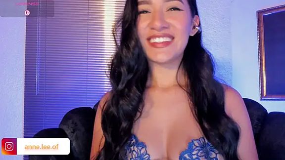 anne_leee