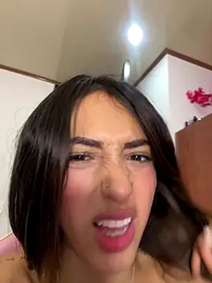 lunaa_kiss19