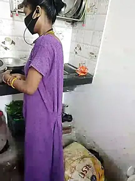 Housewife_99