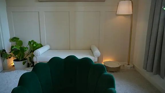 adrianaslounge