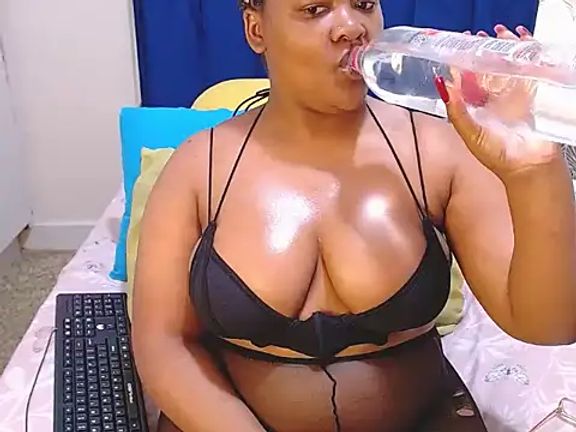 SweetJuicyPussy97