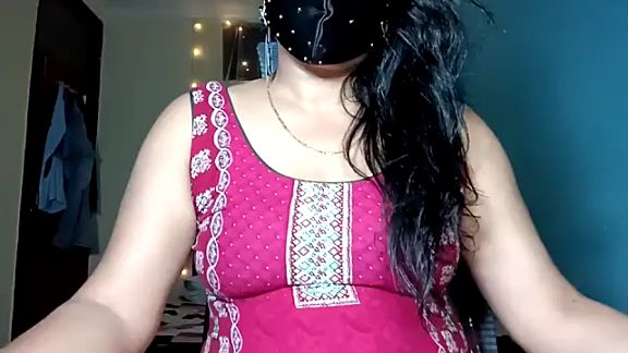 YourDesi_Laila_