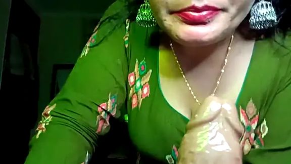YourDesi_Laila_