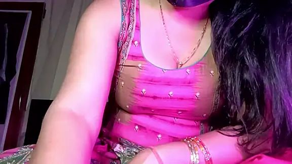 YourDesi_Laila_