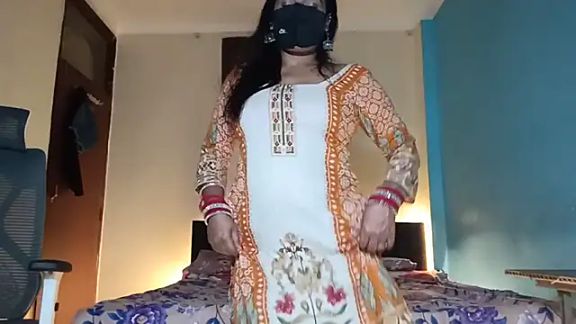 YourDesi_Laila_
