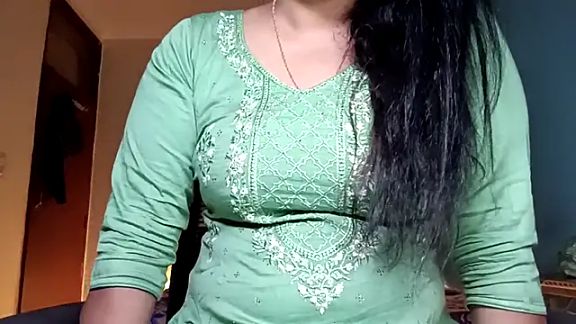 YourDesi_Laila_