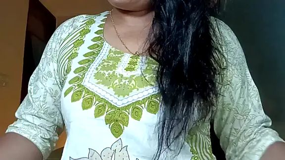 YourDesi_Laila_
