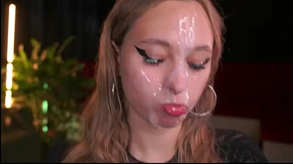 karolineneuer_