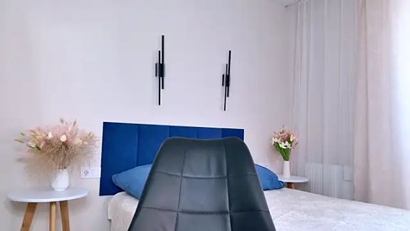 Alexis_Lovely