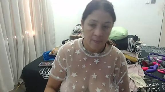 Anny_Smith69