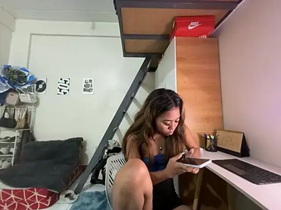 PinayLina18
