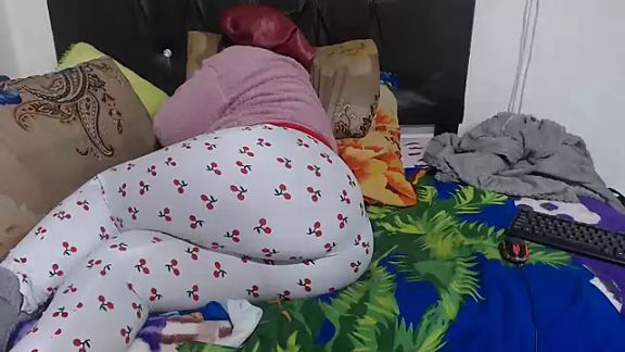 BigbootyNickyx
