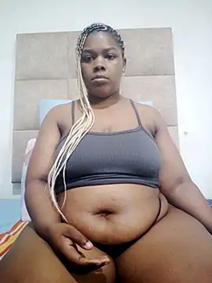 BigbootyNickyx