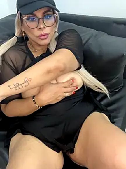 BBWCami_