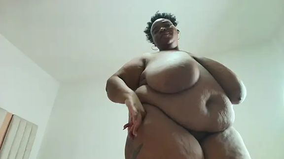 Breisy_bigboobs