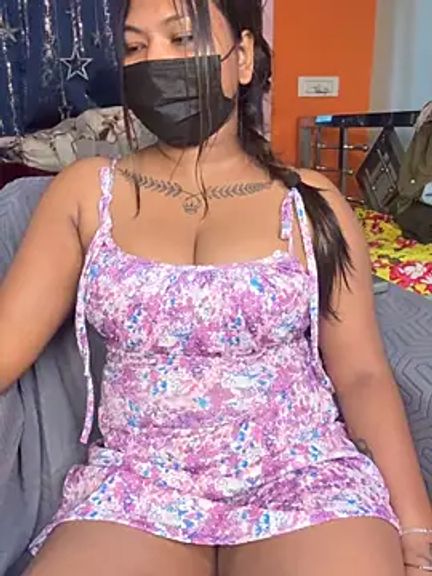 Hot_Urvi