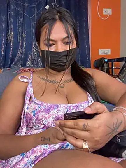 Hot_Urvi