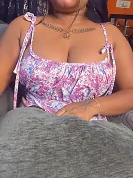 Hot_Urvi