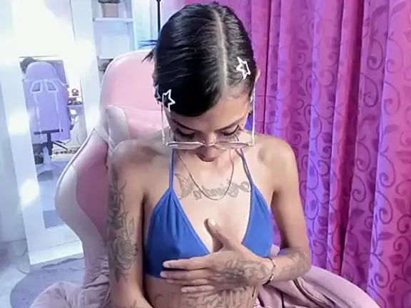 KarlaSlutSkinny__