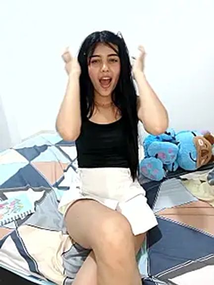 Isa_Dolly