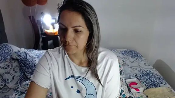Chantal_hott