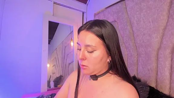 EmaJames25