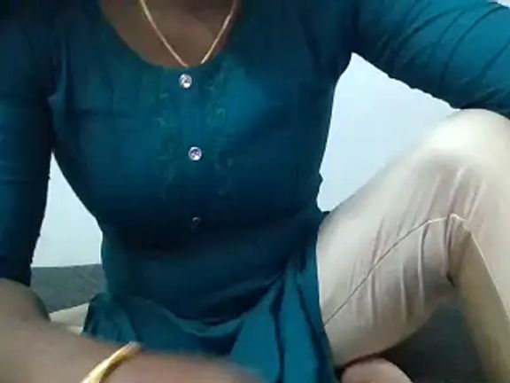 Tamilmallu-duskygirl03