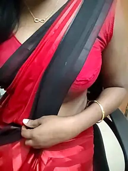 Tamilmallu-duskygirl03