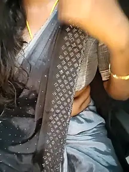 Tamilmallu-duskygirl03