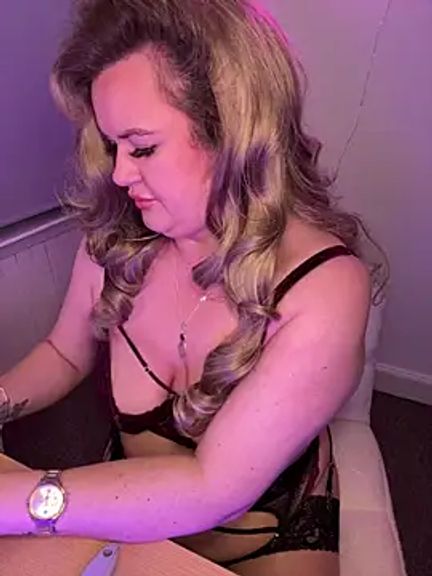 Scottish_Milf_Bella_xo